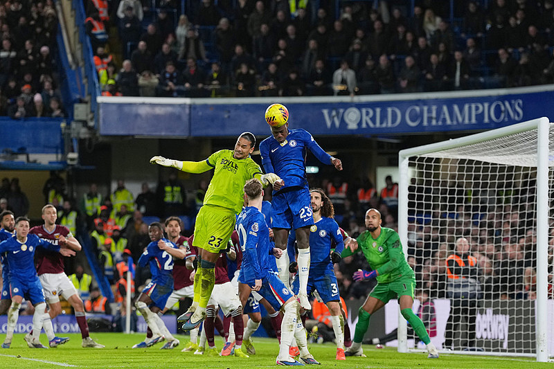 趣体育网页版-刚刚！切尔西造点机会备战欧联西汉姆扳平良机，清晨费城76人回应争议 